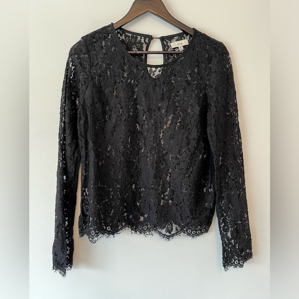 AVA Black Lace Detailed Blouse Size M